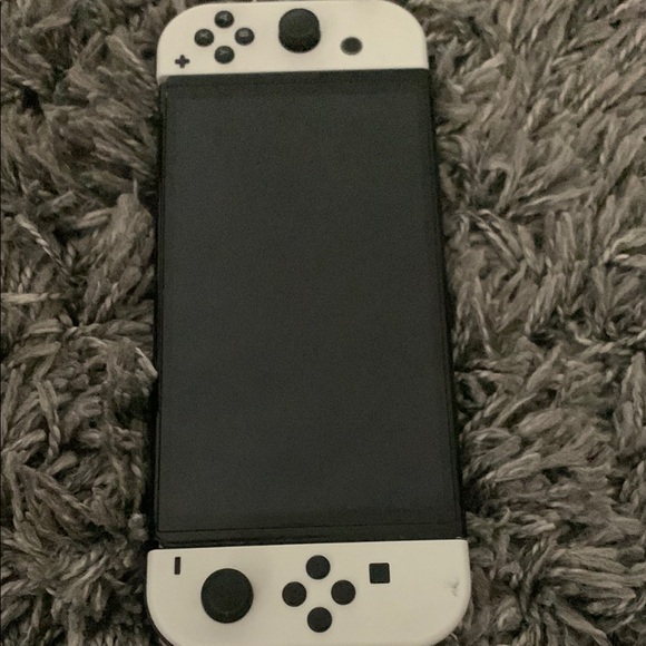 Nintendo Oled switch - Picture 1 of 1